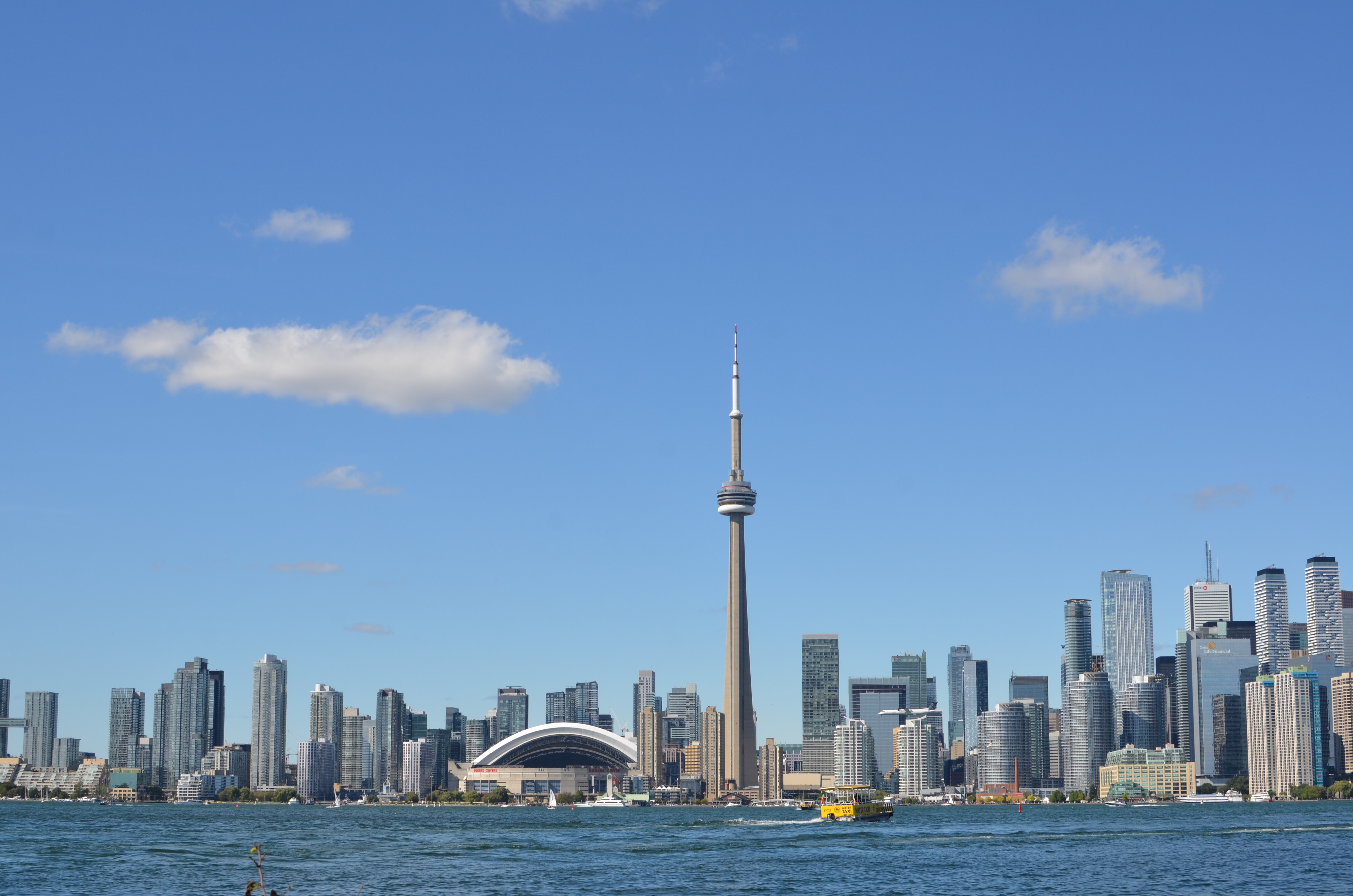 25720e9d-59a9-4090-b003-a8119104df88_toronto-4535773.jpg